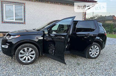 Внедорожник / Кроссовер Land Rover Discovery 2015 в 