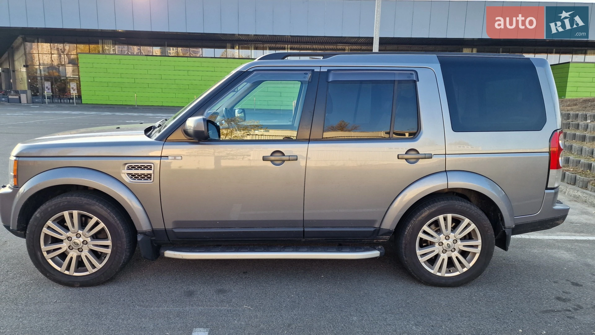 2012 Land Rover Discovery - мініатюра 16
