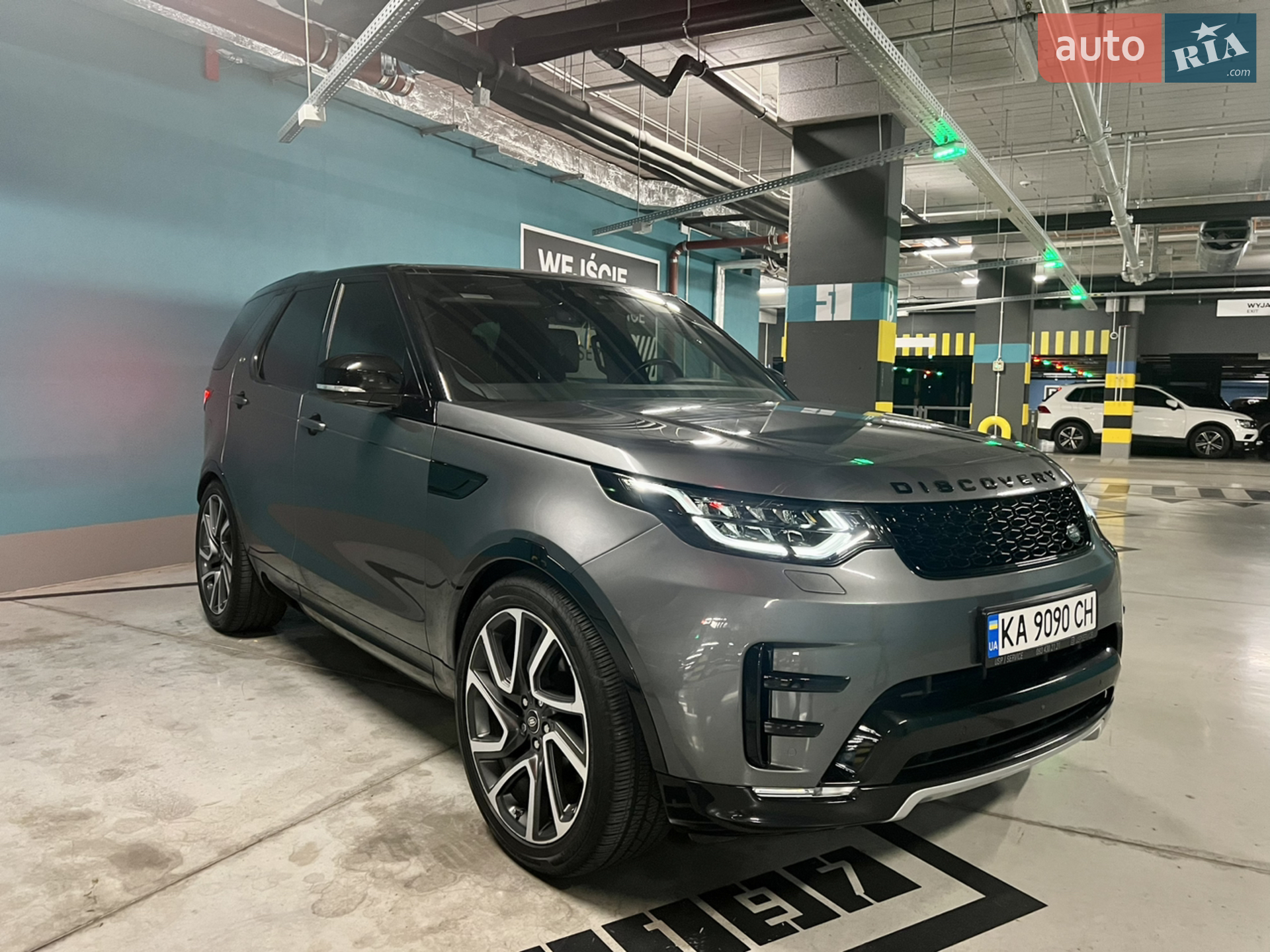 2017 Land Rover Discovery - мініатюра 8