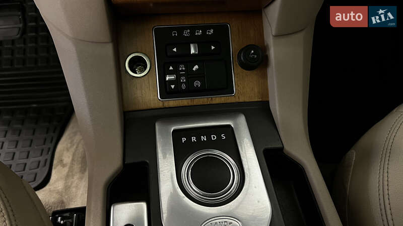 Позашляховик / Кросовер Land Rover Discovery 2014 в Бучачі