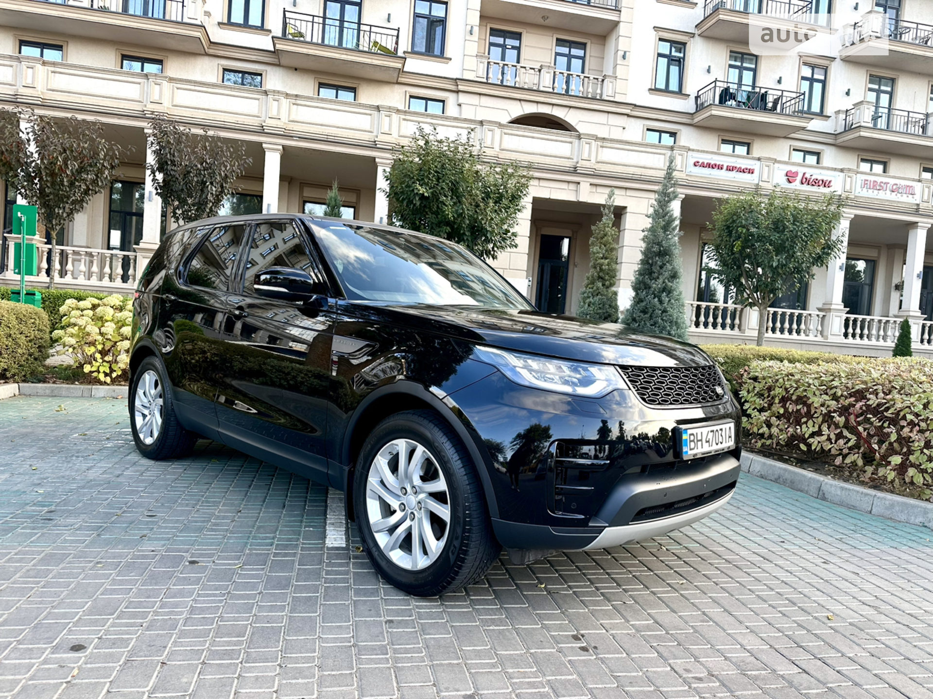 2018 Land Rover Discovery - мініатюра 10