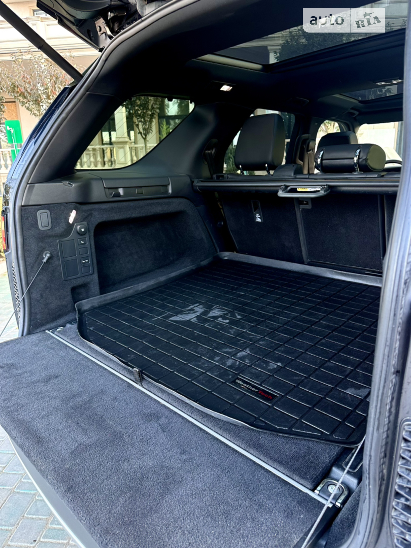 2018 Land Rover Discovery - мініатюра 35