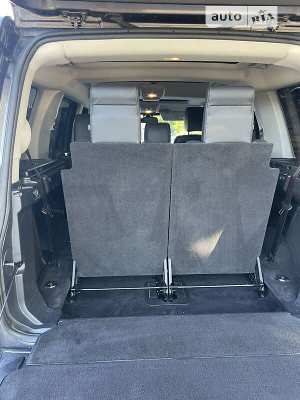 Внедорожник / Кроссовер Land Rover Discovery 2016 в Коломые