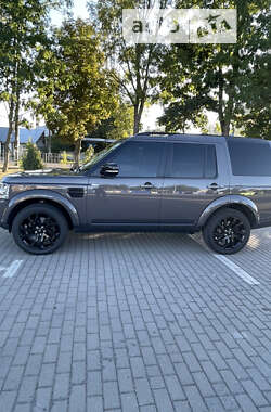 Внедорожник / Кроссовер Land Rover Discovery 2016 в 