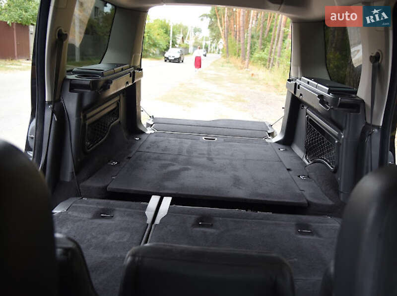 Позашляховик / Кросовер Land Rover Discovery 2012 в Ірпені