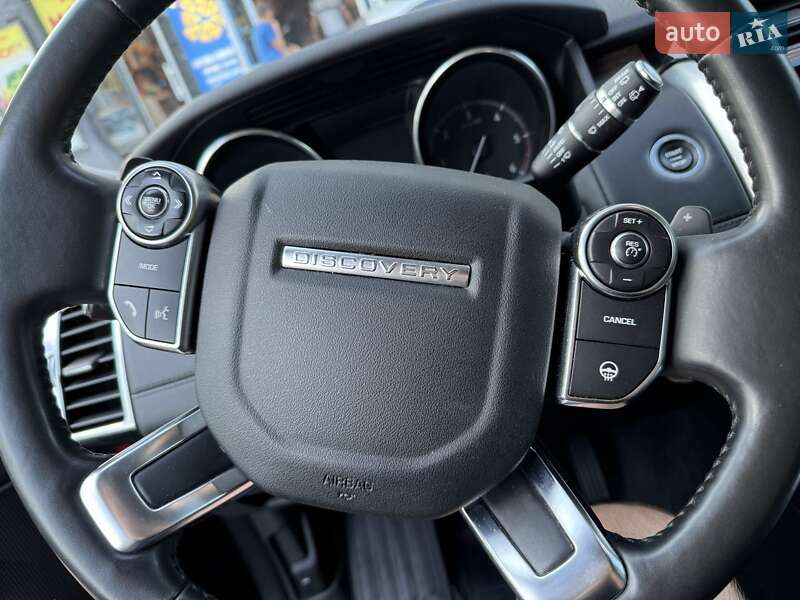 Внедорожник / Кроссовер Land Rover Discovery 2017 в Львове