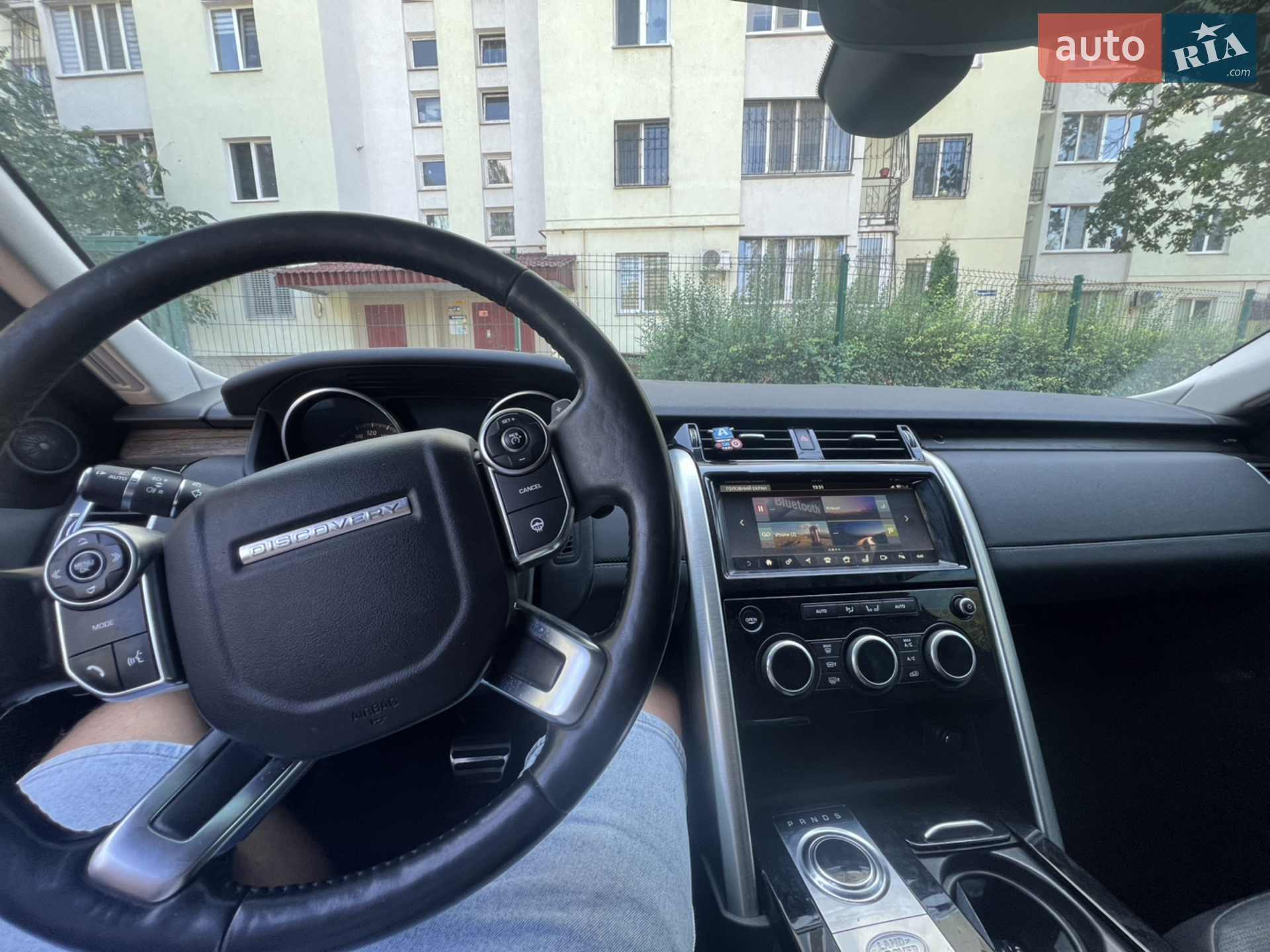 2017 Land Rover Discovery - мініатюра 2