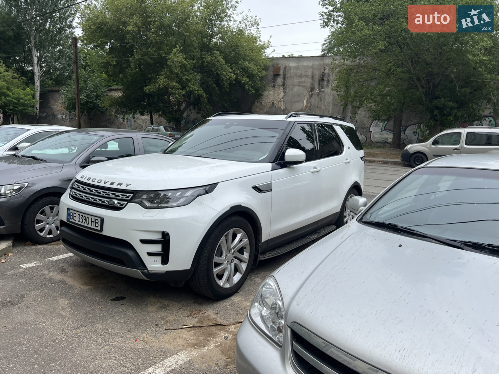 2017 Land Rover Discovery - мініатюра 10