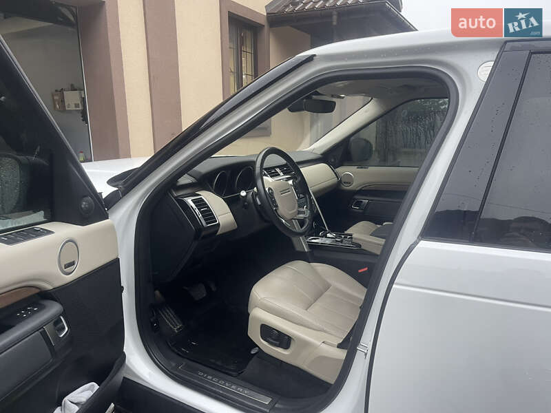 Позашляховик / Кросовер Land Rover Discovery 2017 в Житомирі