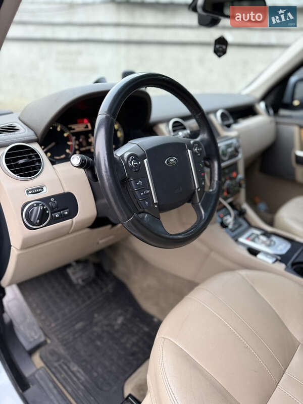 Внедорожник / Кроссовер Land Rover Discovery 2014 в Киеве