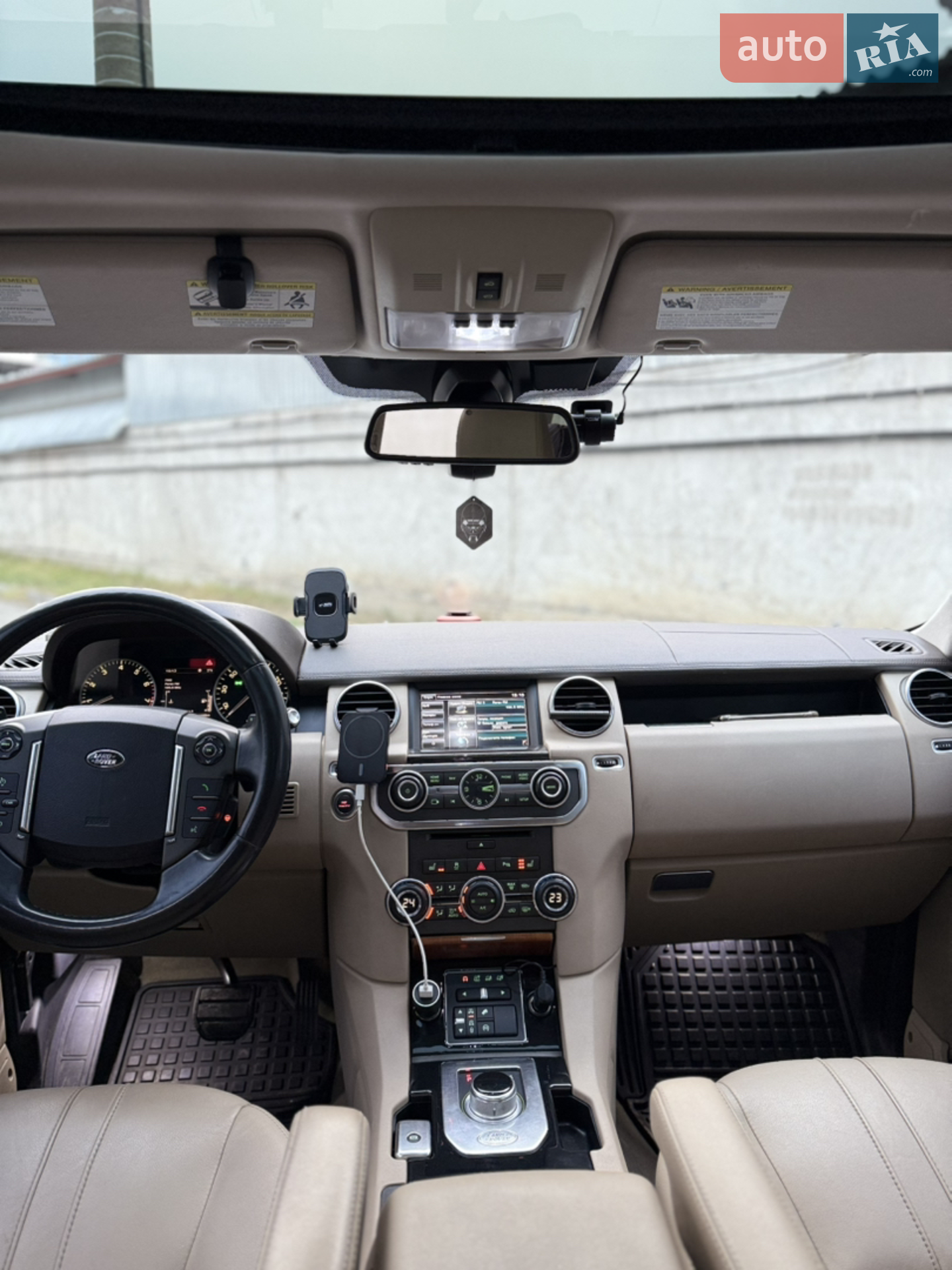 2014 Land Rover Discovery - мініатюра 32