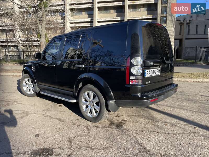 Позашляховик / Кросовер Land Rover Discovery 2015 в Києві