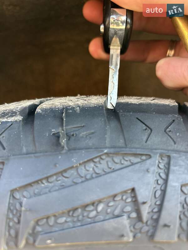 Позашляховик / Кросовер Land Rover Discovery 2005 в Одесі