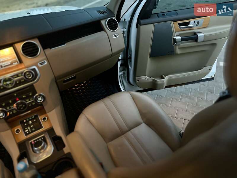 Позашляховик / Кросовер Land Rover Discovery 2015 в Тернополі