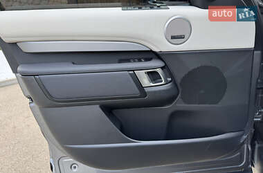 Внедорожник / Кроссовер Land Rover Discovery 2021 в 