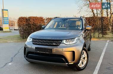 Позашляховик / Кросовер Land Rover Discovery 2018 в 