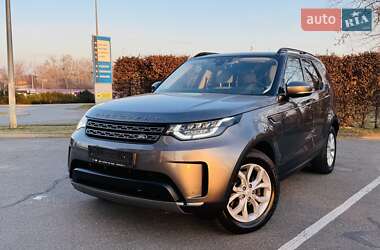Позашляховик / Кросовер Land Rover Discovery 2018 в 