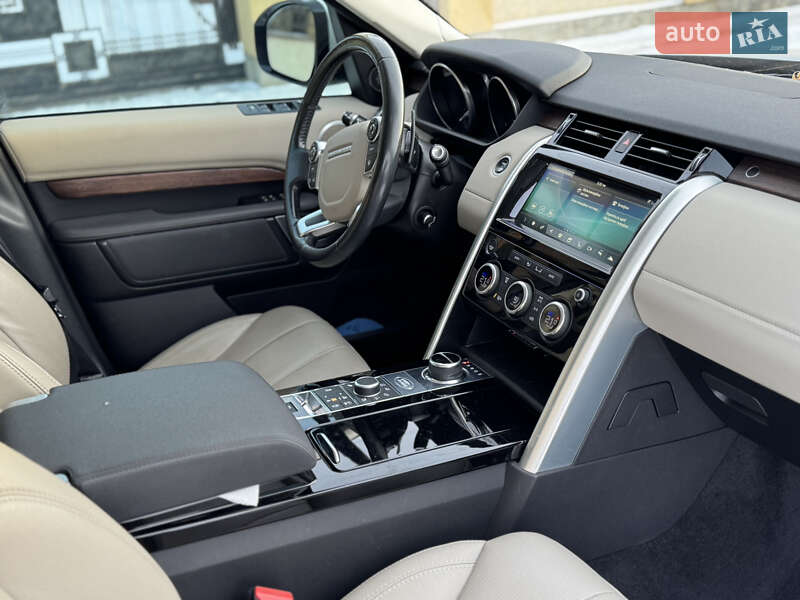 Внедорожник / Кроссовер Land Rover Discovery 2017 в Львове фото 24 Внедорожник / Кроссовер Land Rover Discovery 2017 в Львове