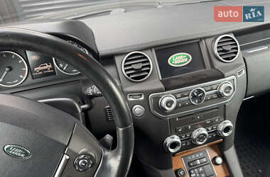 Позашляховик / Кросовер Land Rover Discovery 2015 в 