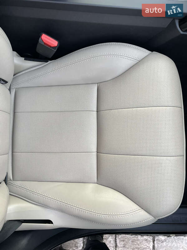 Позашляховик / Кросовер Land Rover Discovery 2019 в Харкові