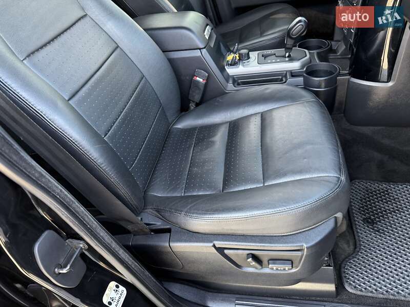 Внедорожник / Кроссовер Land Rover Discovery 2007 в Черновцах