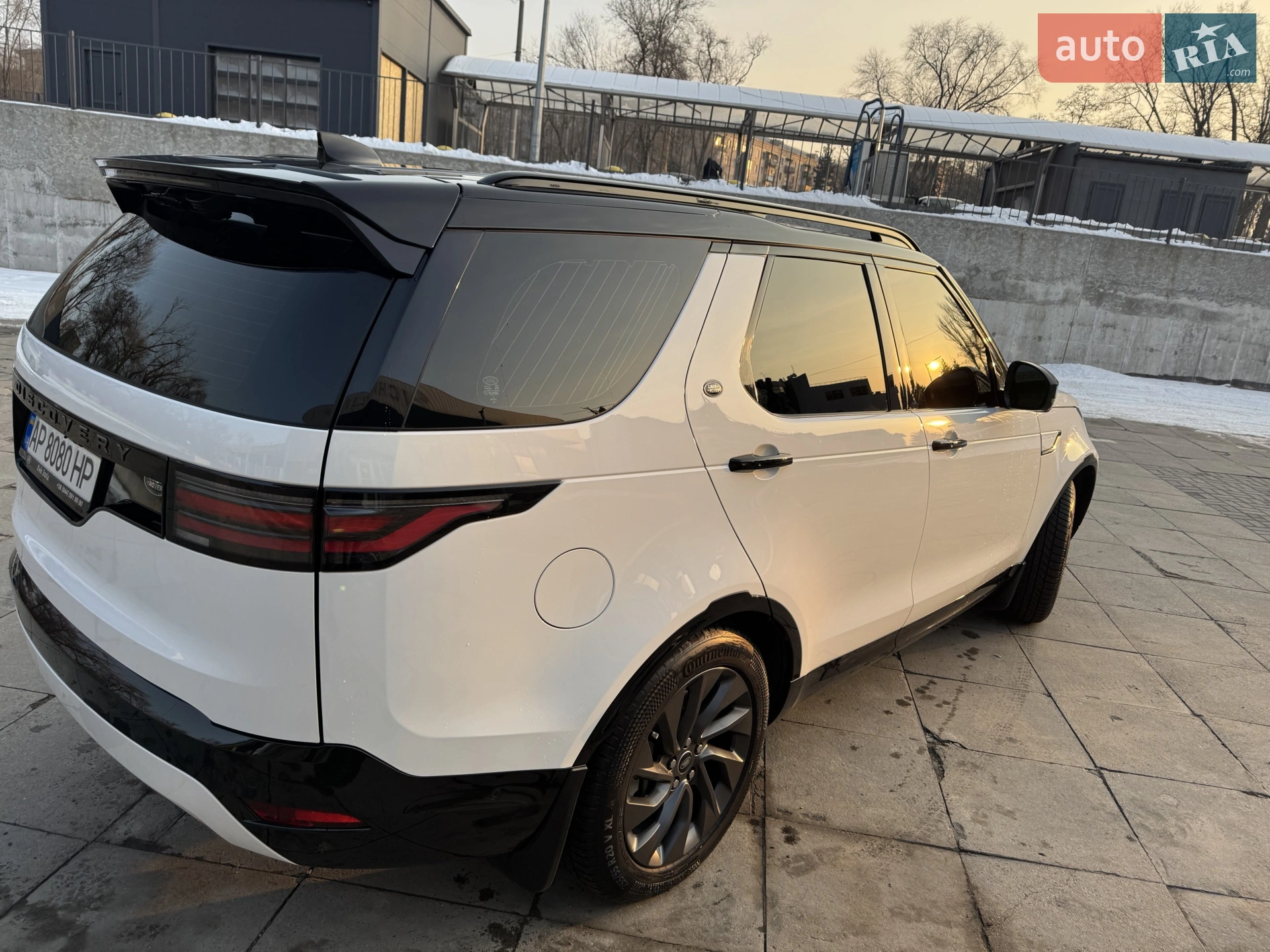 2023 Land Rover Discovery - мініатюра 8
