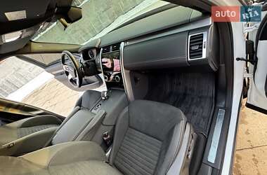 Внедорожник / Кроссовер Land Rover Discovery 2023 в 