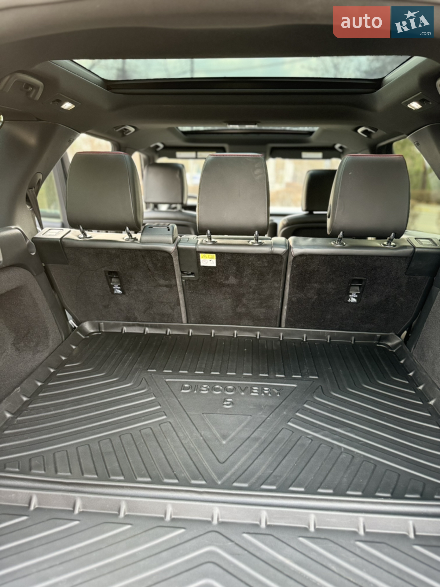 2019 Land Rover Discovery - мініатюра 52