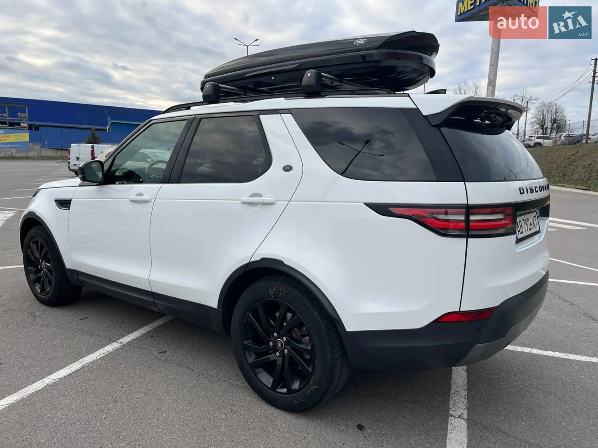 2017 Land Rover Discovery - мініатюра 9