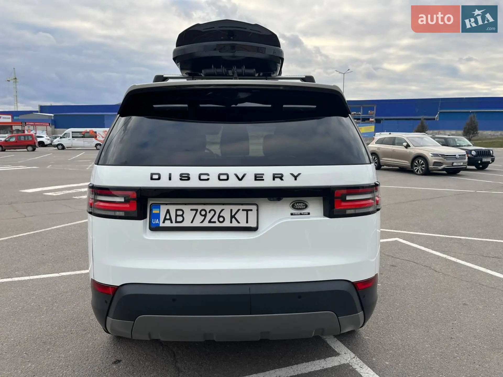 2017 Land Rover Discovery - мініатюра 14