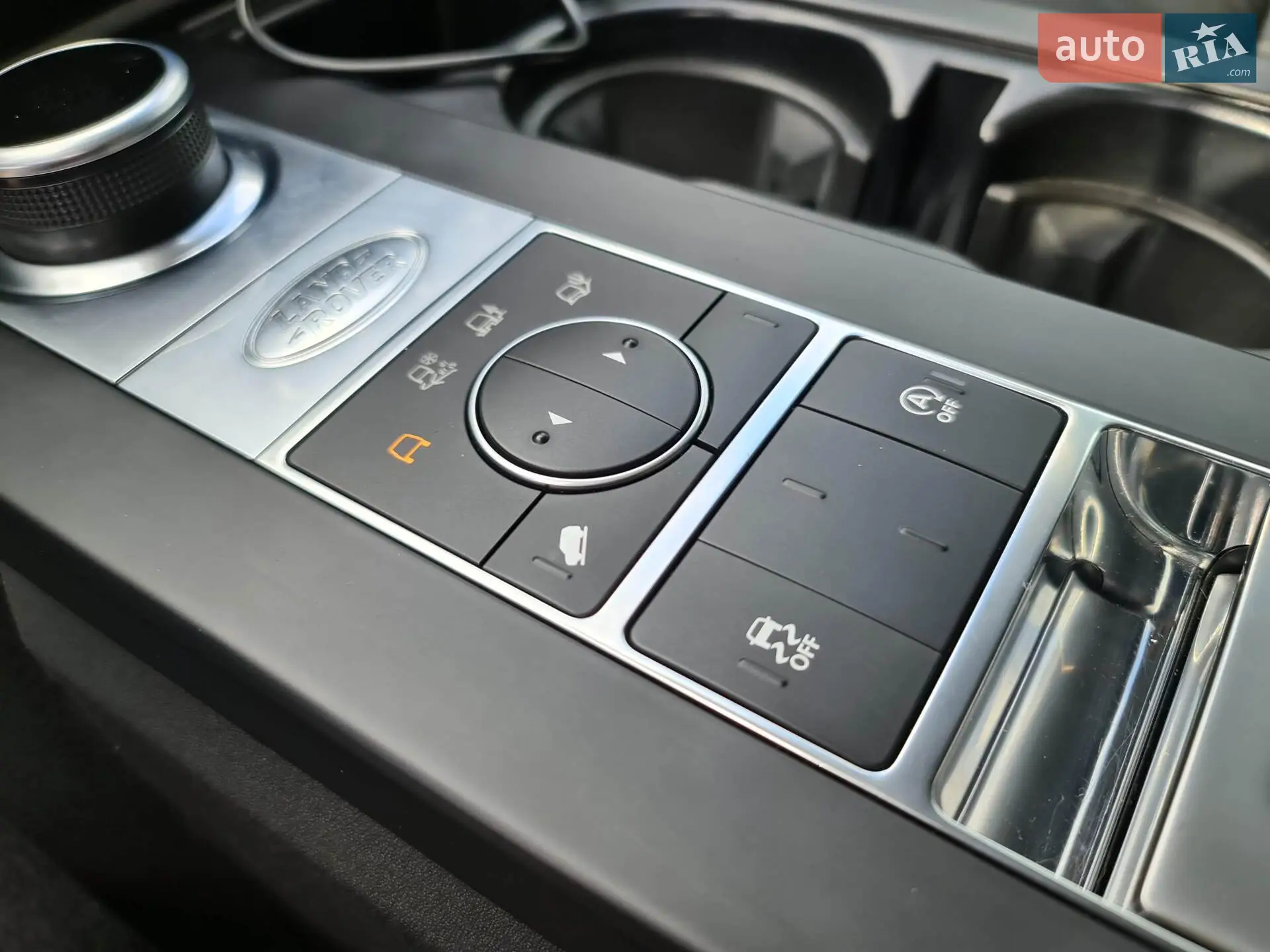 2019 Land Rover Discovery - мініатюра 30