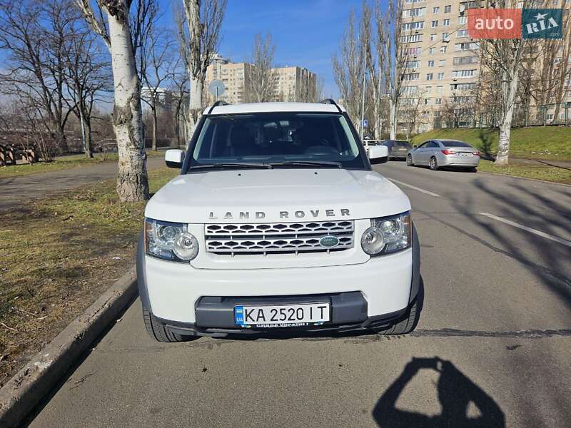 Внедорожник / Кроссовер Land Rover Discovery 2013 в 