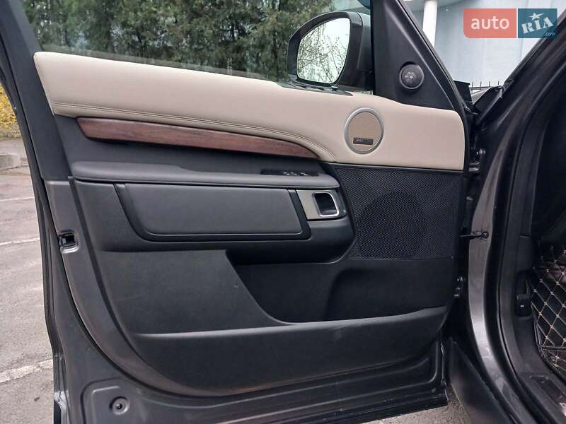 Позашляховик / Кросовер Land Rover Discovery 2019 в Києві