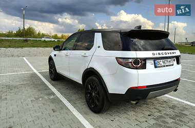 Позашляховик / Кросовер Land Rover Discovery 2016 в 