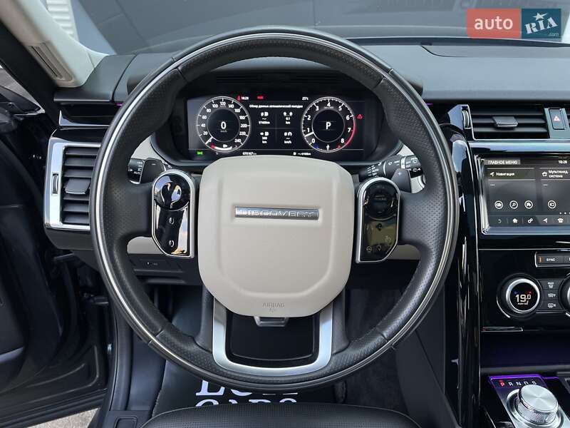 Внедорожник / Кроссовер Land Rover Discovery 2018 в Киеве