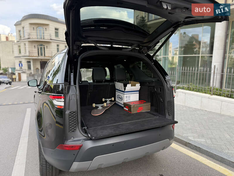 Позашляховик / Кросовер Land Rover Discovery 2019 в Києві