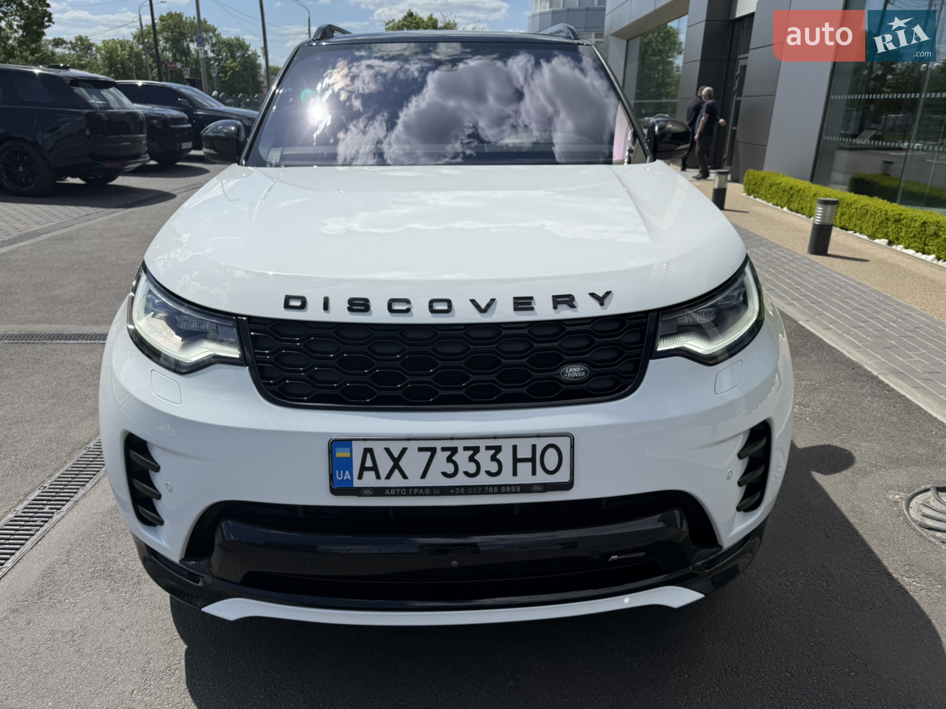 2023 Land Rover Discovery - мініатюра 24