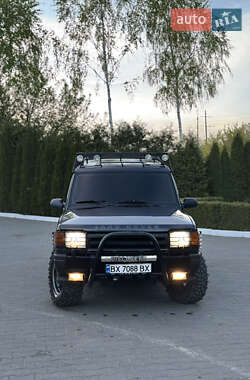 Позашляховик / Кросовер Land Rover Discovery 1996 в 