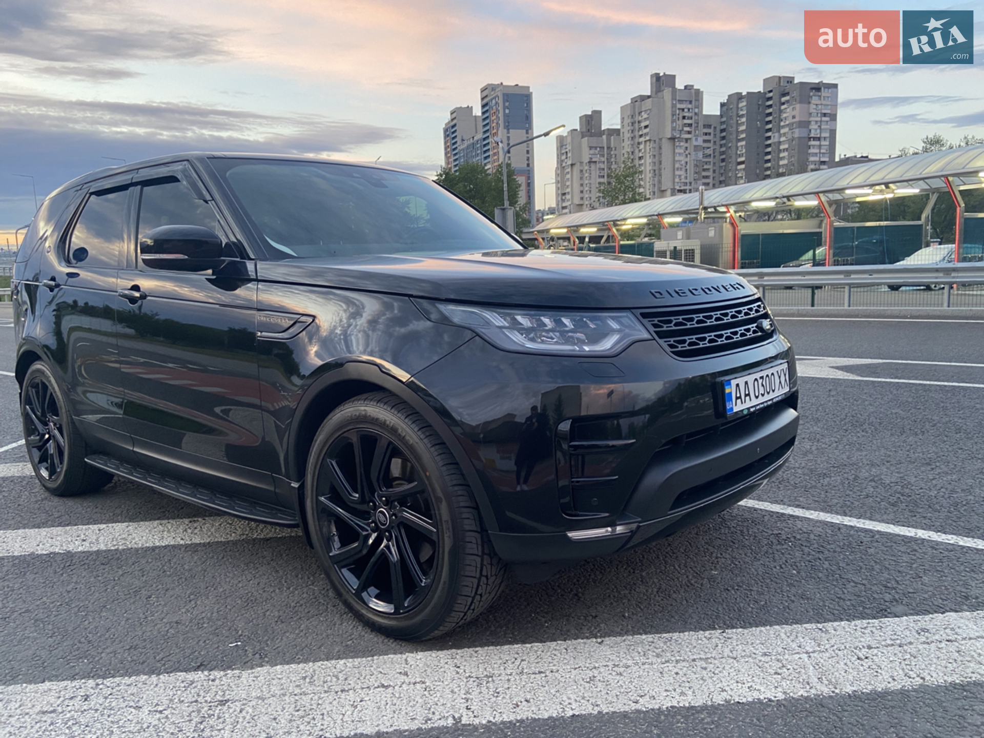 2017 Land Rover Discovery - мініатюра 26