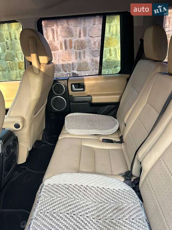 Внедорожник / Кроссовер Land Rover Discovery 2006 в Черновцах