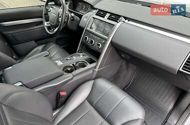 Внедорожник / Кроссовер Land Rover Discovery 2020 в 