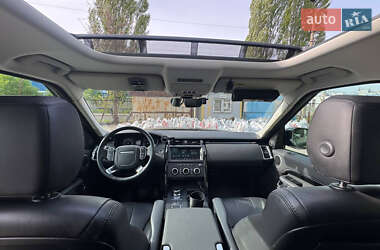 Внедорожник / Кроссовер Land Rover Discovery 2018 в 