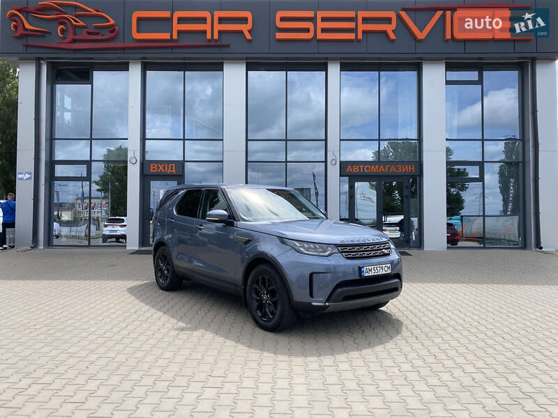 Внедорожник / Кроссовер Land Rover Discovery 2018 в 