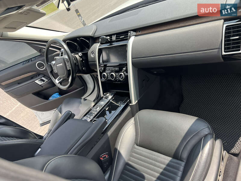 Позашляховик / Кросовер Land Rover Discovery 2017 в Києві