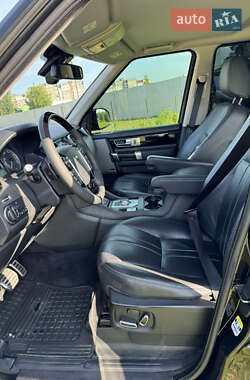 Внедорожник / Кроссовер Land Rover Discovery 2015 в 
