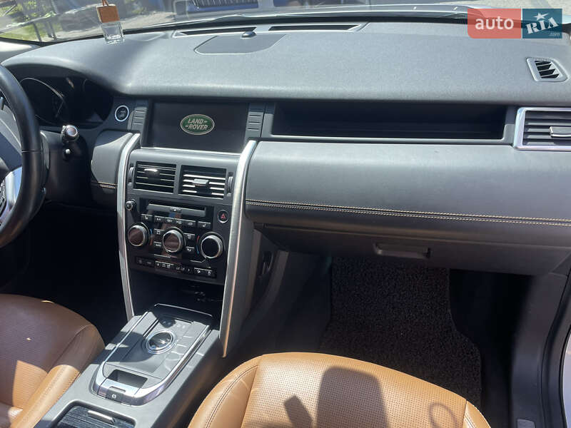 Позашляховик / Кросовер Land Rover Discovery 2017 в Мукачевому
