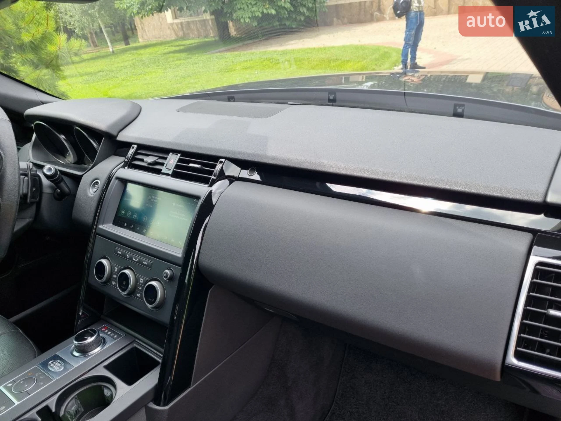 2019 Land Rover Discovery - мініатюра 9