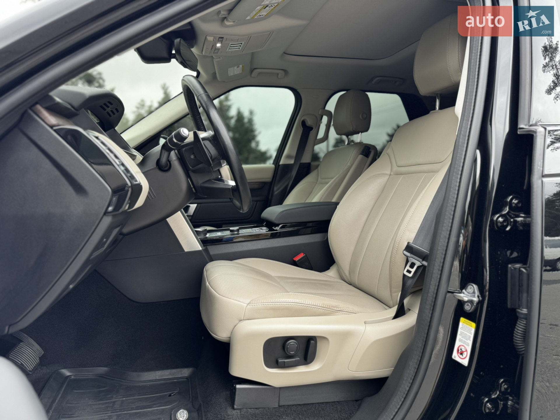 2019 Land Rover Discovery - мініатюра 76