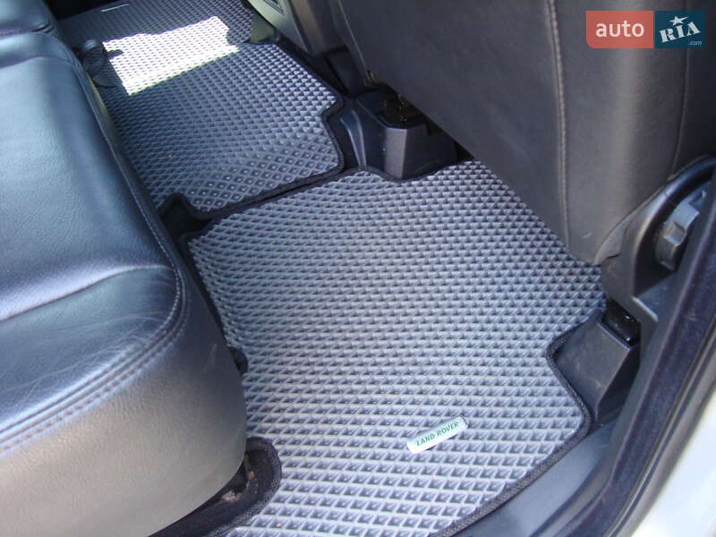 Позашляховик / Кросовер Land Rover Discovery 2006 в Києві