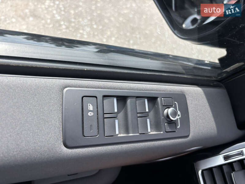 Позашляховик / Кросовер Land Rover Discovery 2018 в Києві фото 21 Позашляховик / Кросовер Land Rover Discovery 2018 в Києві